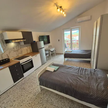 Crikvenica Apartment *